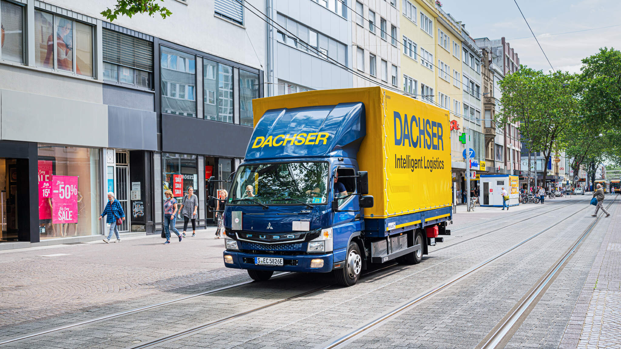 Logistiikkayhtiö aikoo ottaa DACHSER Emission-Free Delivery ‑palvelun käyttöön vuoden 2025 loppuun mennessä 12 uudessa Euroopan kaupungissa.